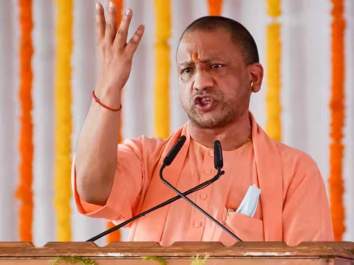 चौथा चरण आते-आते पूरा देश रामभक्तों और रामद्रोहियों के बीच बंटा : सीएम योगी